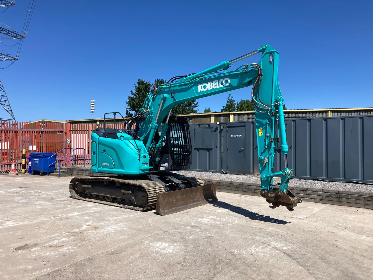Kāpurķēžu ekskavators Kobelco SK140SRLC-7: foto 7