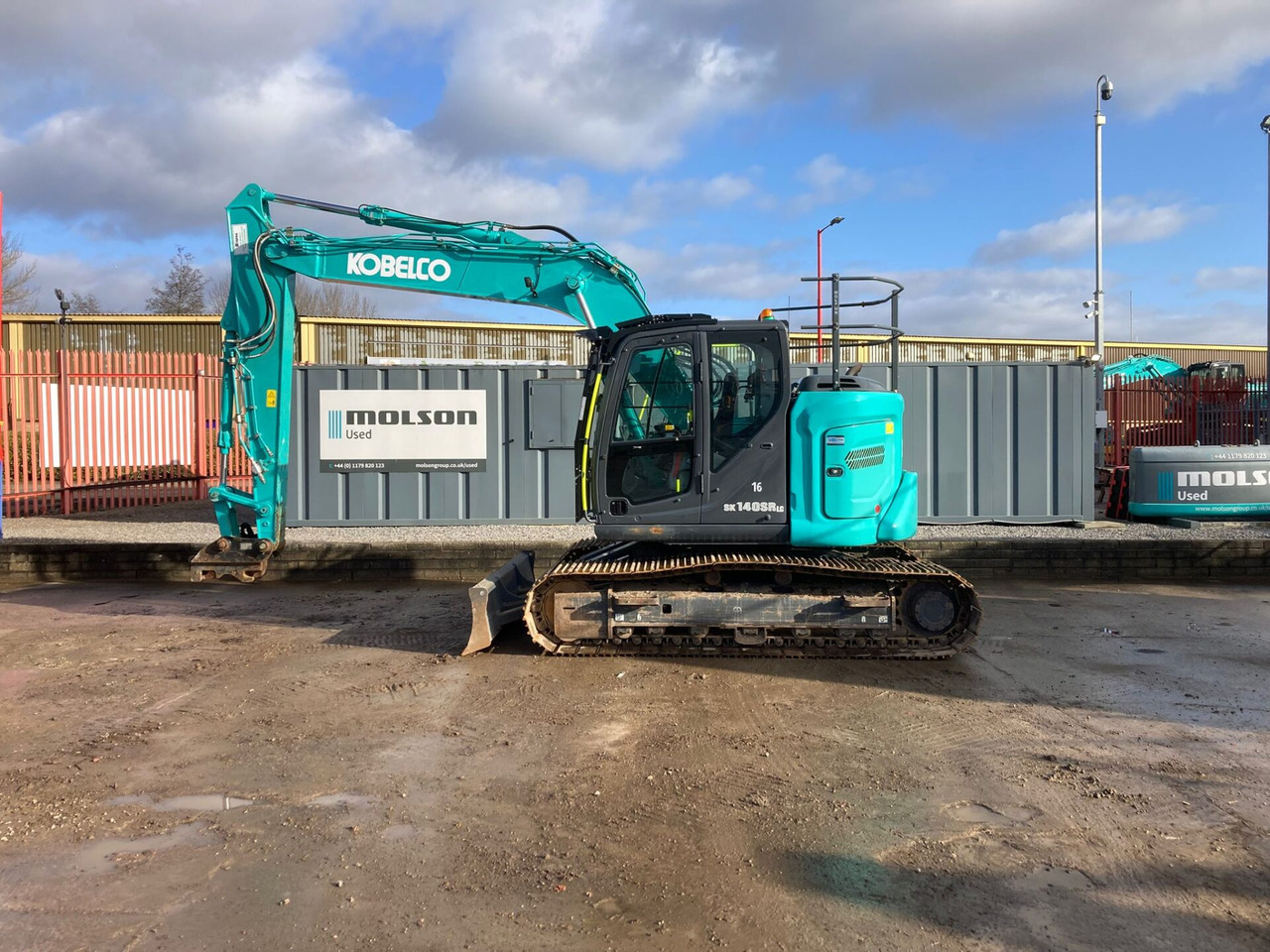 Kobelco SK140SRLC-7 - Kāpurķēžu ekskavators: foto 2 Kobelco SK140SRLC-7 - Kāpurķēžu ekskavators: foto 2