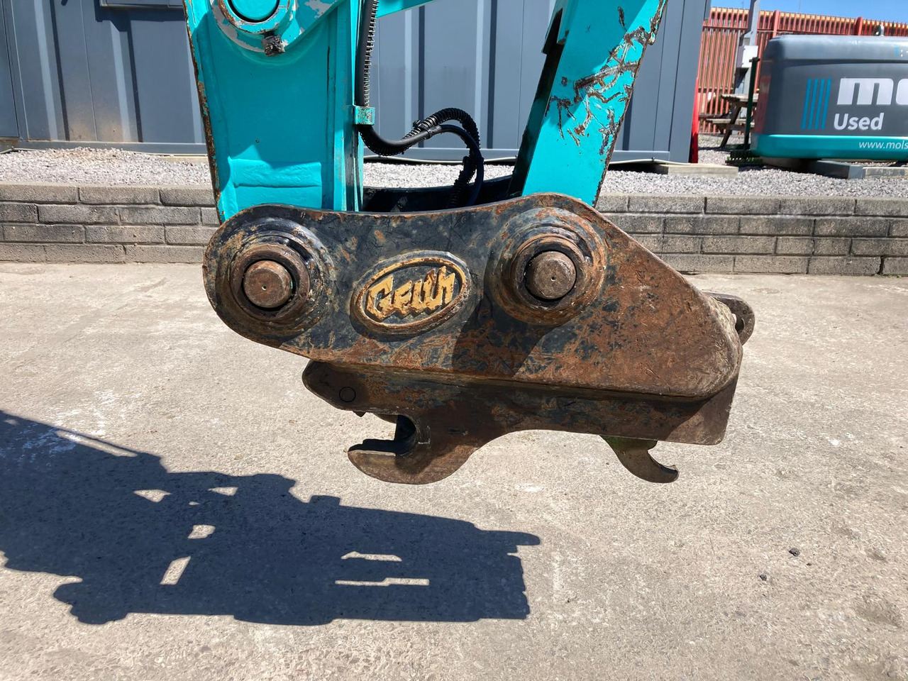 Kāpurķēžu ekskavators Kobelco SK140SRLC-7: foto 11