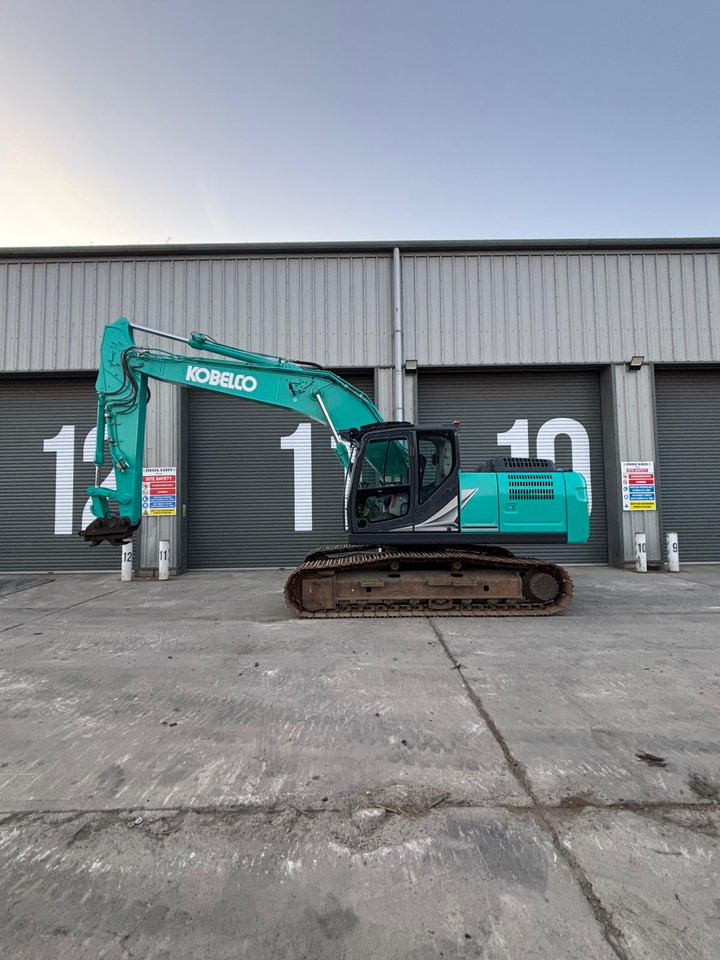 Kobelco SK210LC-11 - Kāpurķēžu ekskavators: foto 2 Kobelco SK210LC-11 - Kāpurķēžu ekskavators: foto 2