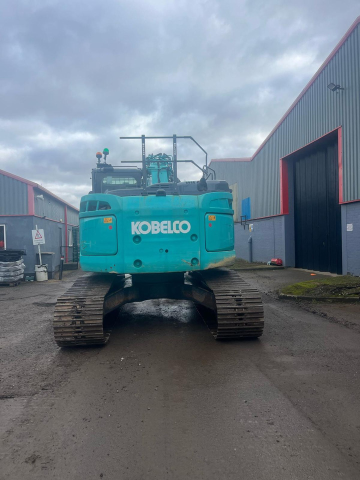 Kobelco SK230SRLC-5E - Kāpurķēžu ekskavators: foto 4 Kobelco SK230SRLC-5E - Kāpurķēžu ekskavators: foto 4