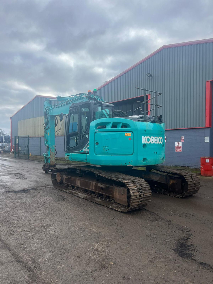 Kobelco SK230SRLC-5E - Kāpurķēžu ekskavators: foto 3 Kobelco SK230SRLC-5E - Kāpurķēžu ekskavators: foto 3
