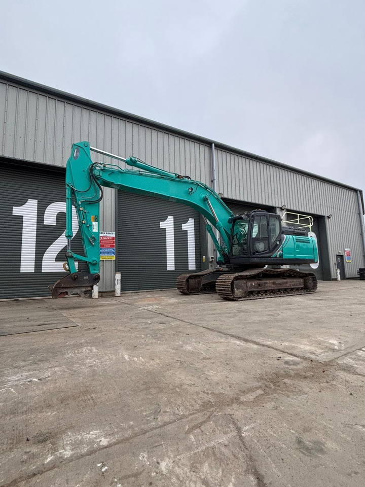 Kobelco SK300LC-10E - Kāpurķēžu ekskavators: foto 1 Kobelco SK300LC-10E - Kāpurķēžu ekskavators: foto 1