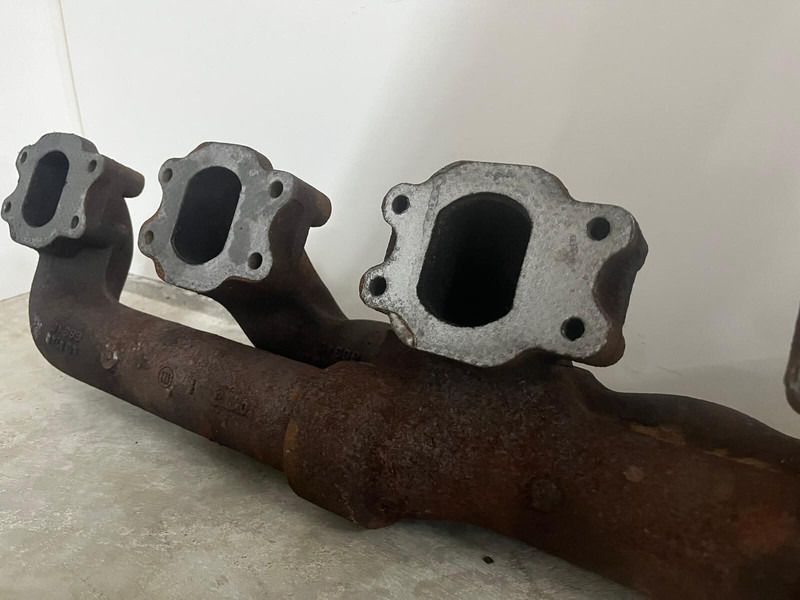 Liebherr A974 / P974 / R942 / R944 / R974 - A 974 / P 974 / R 942 / R 944 / R 974 - Dzinējs un rezerves daļas: foto 3 Liebherr A974 / P974 / R942 / R944 / R974 - A 974 / P 974 / R 942 / R 944 / R 974 - Dzinējs un rezerves daļas: foto 3