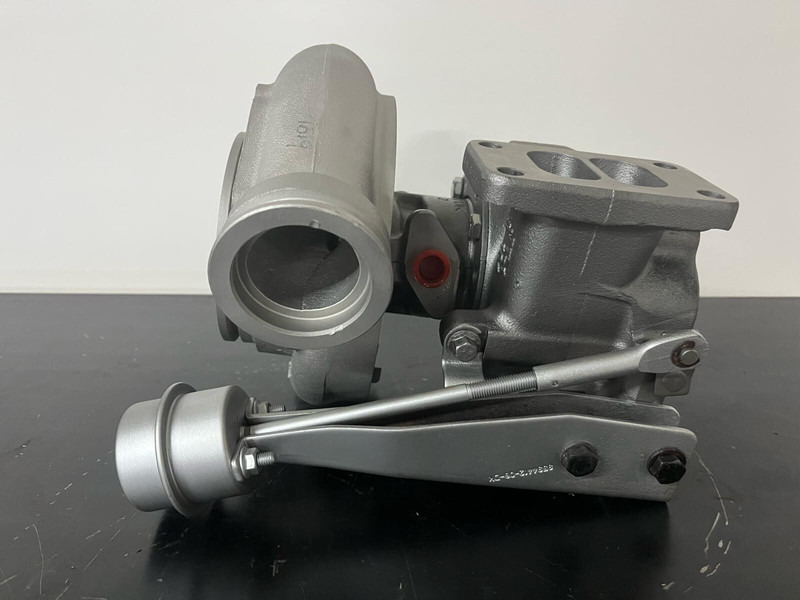 Liebherr LH60, R946, R950 - Turbīna: foto 2 Liebherr LH60, R946, R950 - Turbīna: foto 2