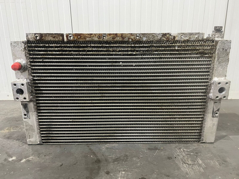 Liebherr Olie Koeler / oliekoeler / oil cooler cooling radiator radiater - Radiators: foto 1 Liebherr Olie Koeler / oliekoeler / oil cooler cooling radiator radiater - Radiators: foto 1
