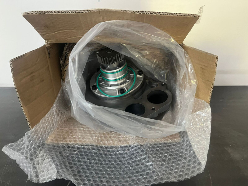 Liebherr P944 / R954 / R944 / R954 / L556-454 / L566-460 - Dzesēšanas šķidruma sūknis: foto 2 Liebherr P944 / R954 / R944 / R954 / L556-454 / L566-460 - Dzesēšanas šķidruma sūknis: foto 2