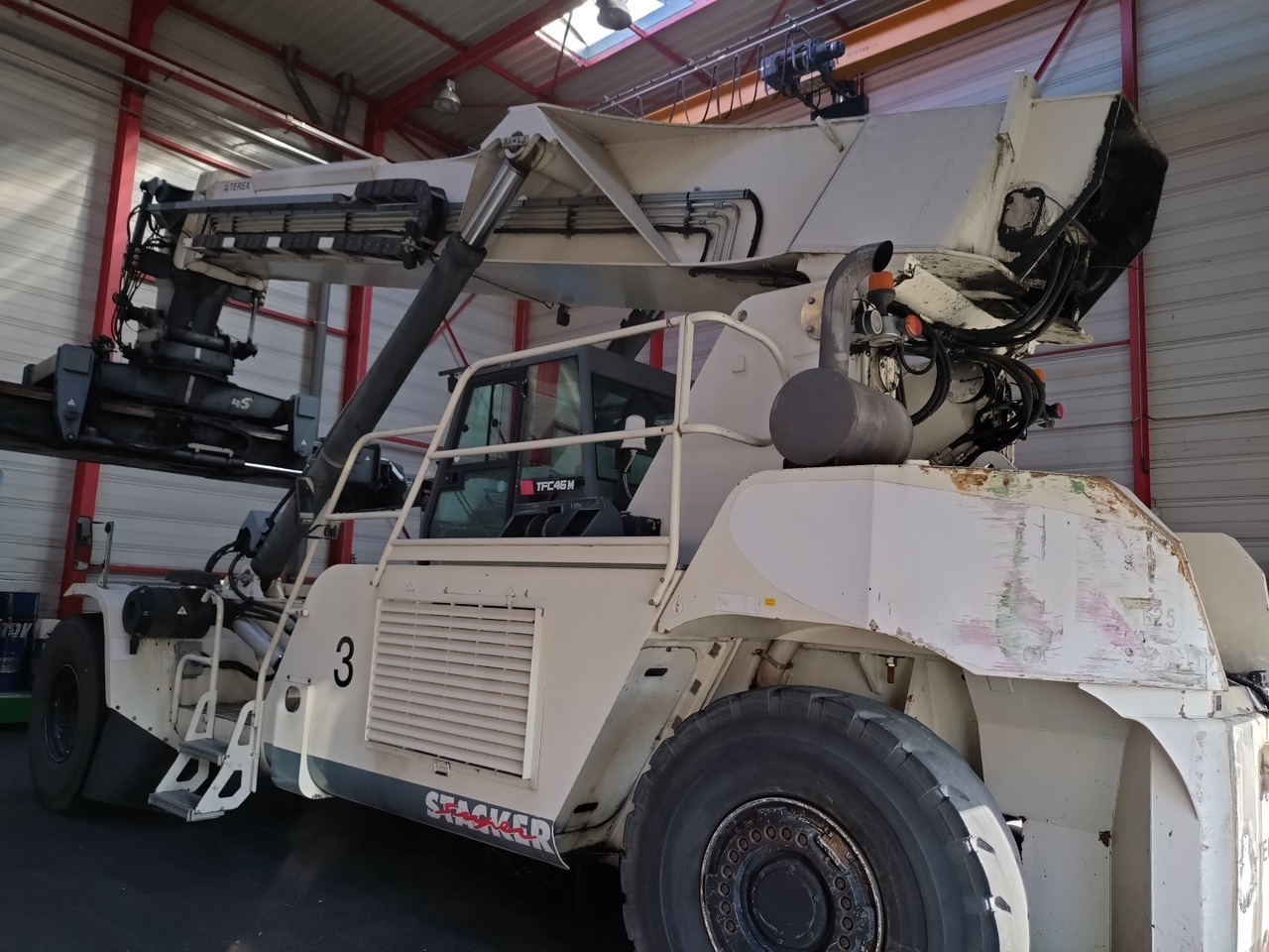 TEREX TFC 46M HC DRY - Sānu konteineru krāvējs: foto 4 TEREX TFC 46M HC DRY - Sānu konteineru krāvējs: foto 4