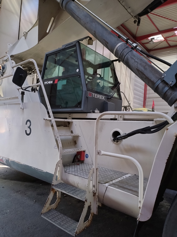TEREX TFC 46M HC DRY - Sānu konteineru krāvējs: foto 3 TEREX TFC 46M HC DRY - Sānu konteineru krāvējs: foto 3