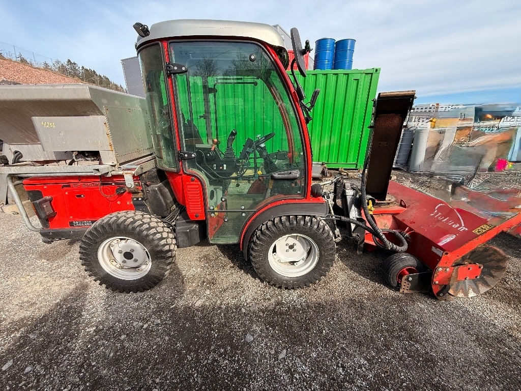 Antonio Carraro SP 5008 - Komunālais traktors: foto 5 Antonio Carraro SP 5008 - Komunālais traktors: foto 5