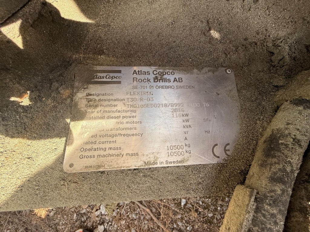 Atlas Copco FLEXIROC T30 R-03 - Urbšanas mašīna: foto 2 Atlas Copco FLEXIROC T30 R-03 - Urbšanas mašīna: foto 2