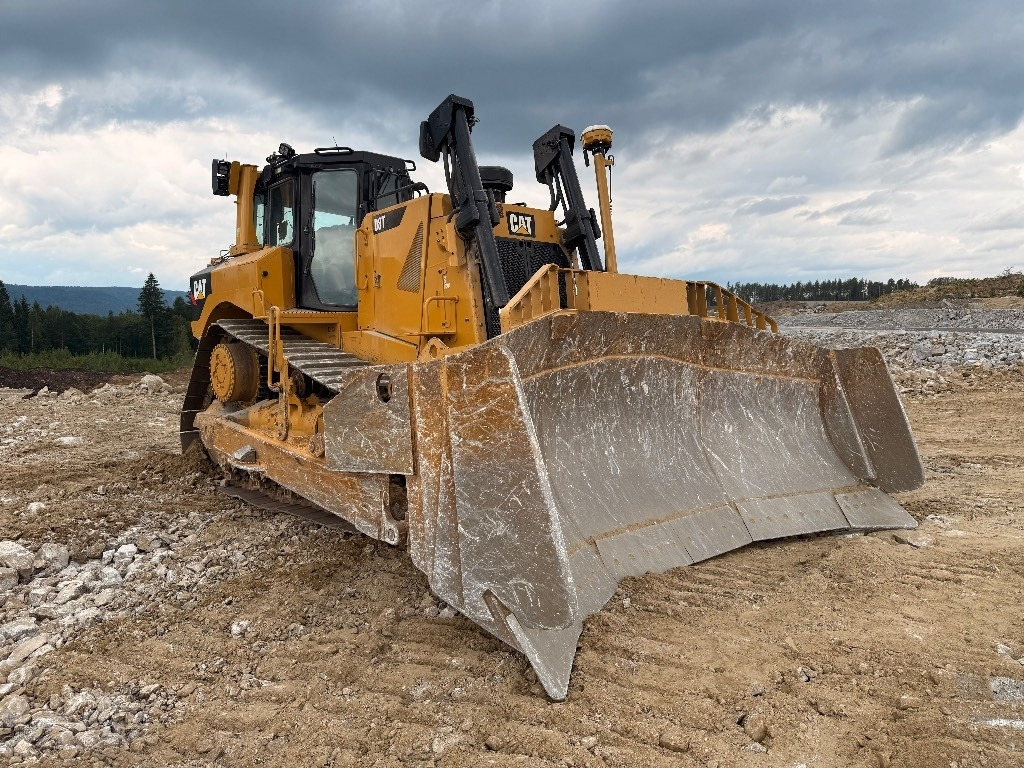 CAT D 8 T - Buldozers: foto 4 CAT D 8 T - Buldozers: foto 4