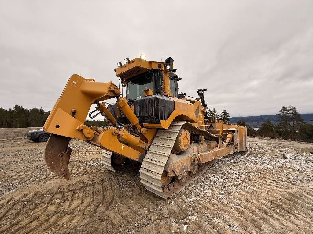 CAT D 8 T - Buldozers: foto 5 CAT D 8 T - Buldozers: foto 5