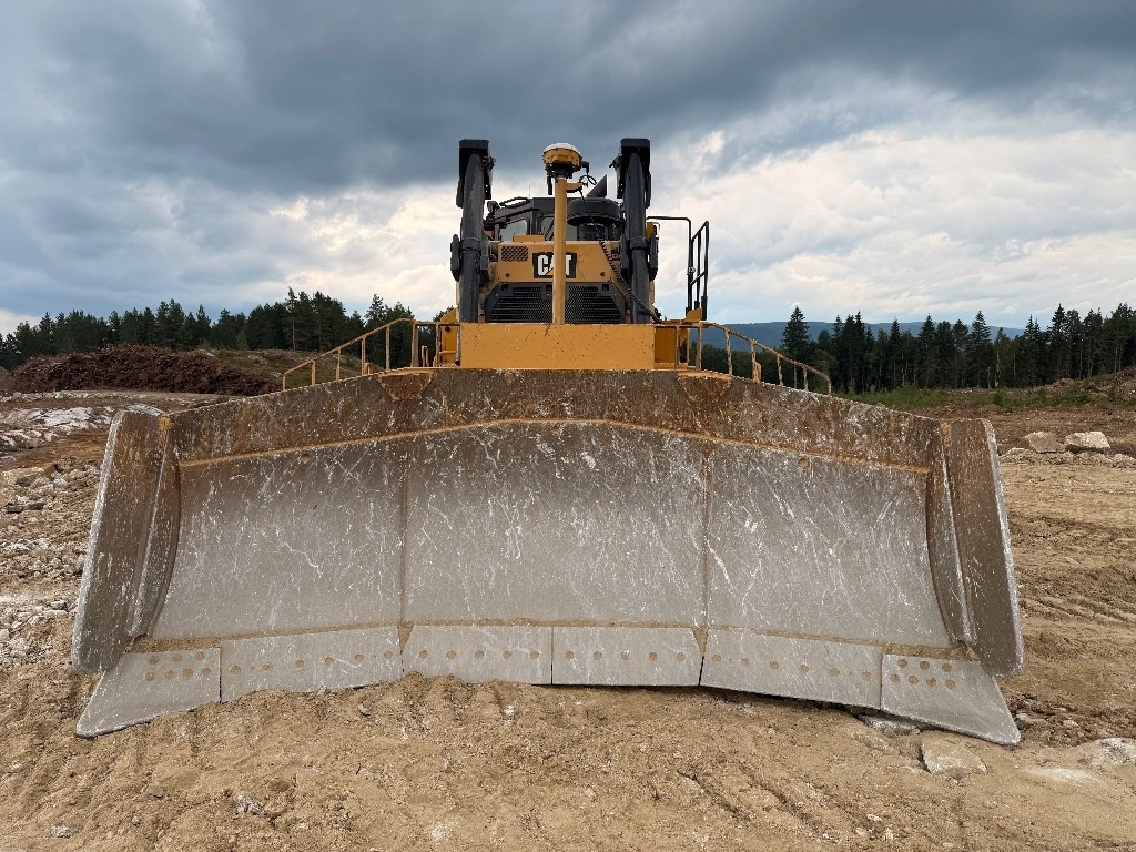 CAT D 8 T - Buldozers: foto 5 CAT D 8 T - Buldozers: foto 5