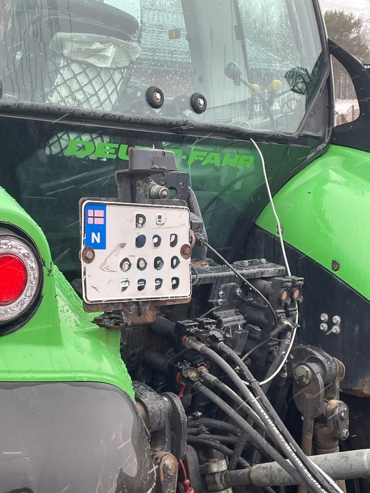Deutz-fahr 6175 AGROTRON TTV - Traktors: foto 5 Deutz-fahr 6175 AGROTRON TTV - Traktors: foto 5
