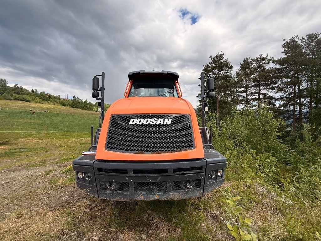 Doosan DA 30 - Artikulētias pašizgāzējs: foto 3 Doosan DA 30 - Artikulētias pašizgāzējs: foto 3