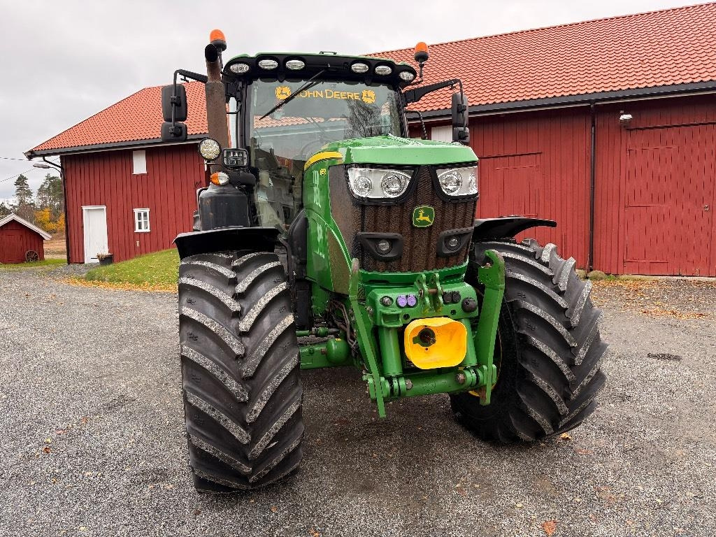 John Deere 6155 R - Traktors: foto 5 John Deere 6155 R - Traktors: foto 5