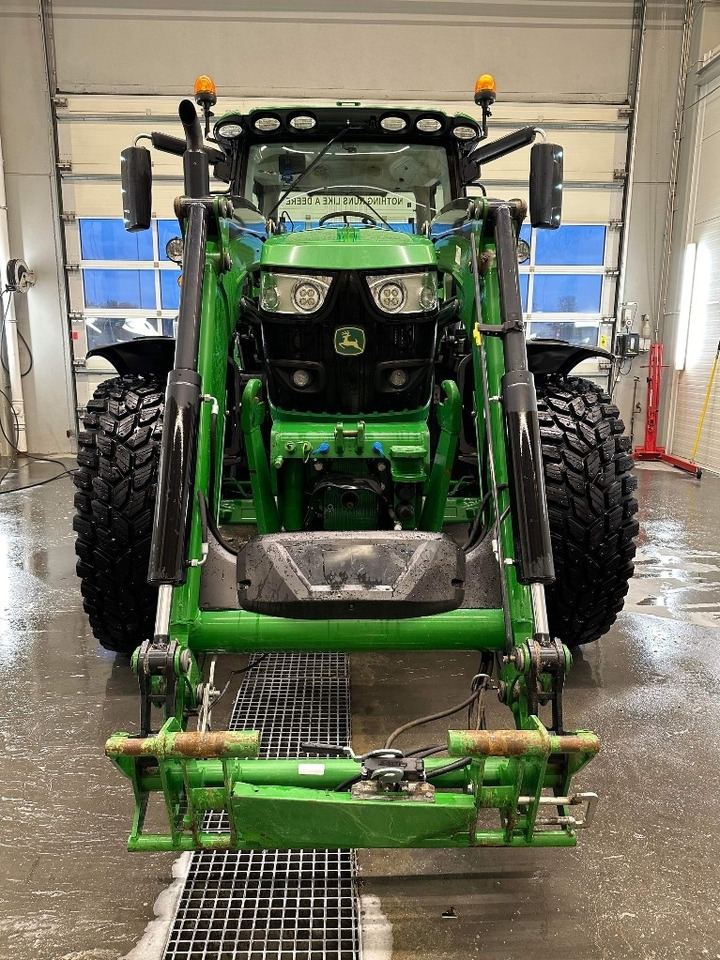 John Deere 6155 R - Traktors: foto 5 John Deere 6155 R - Traktors: foto 5