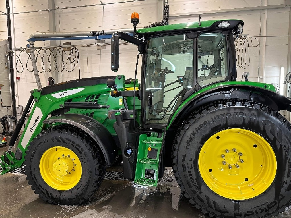 John Deere 6155 R - Traktors: foto 3 John Deere 6155 R - Traktors: foto 3