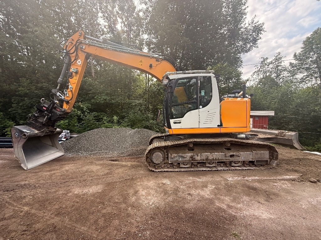 Liebherr R920 Compact LC - Kāpurķēžu ekskavators: foto 1 Liebherr R920 Compact LC - Kāpurķēžu ekskavators: foto 1