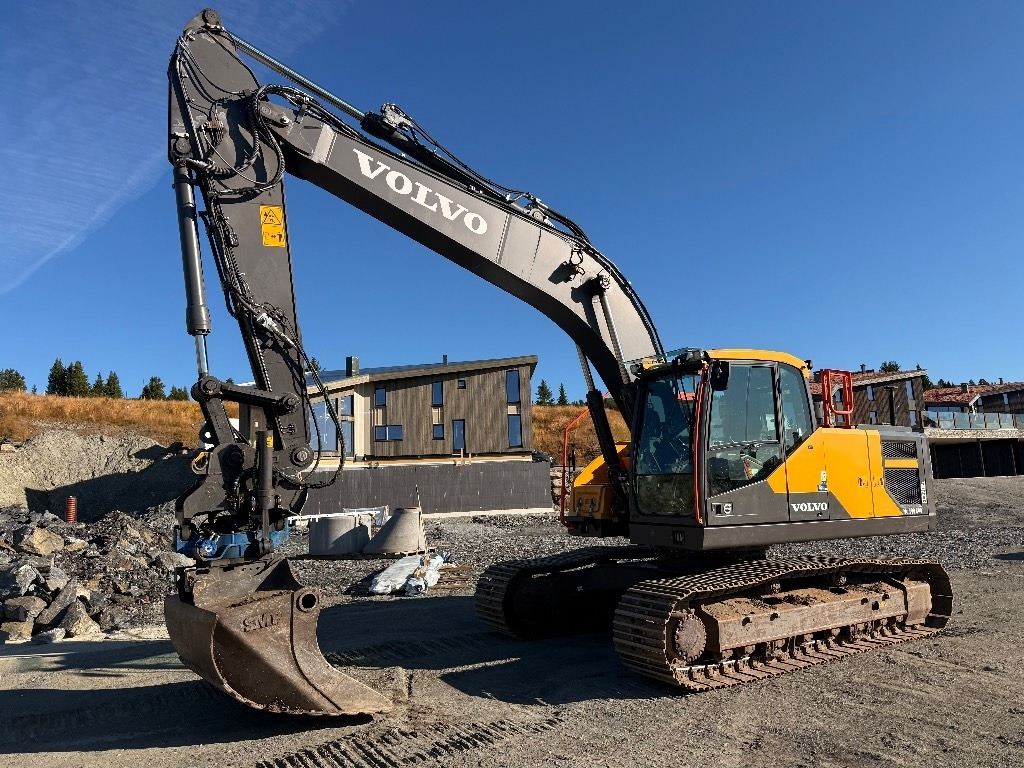 Volvo EC220EL - Kāpurķēžu ekskavators: foto 5 Volvo EC220EL - Kāpurķēžu ekskavators: foto 5