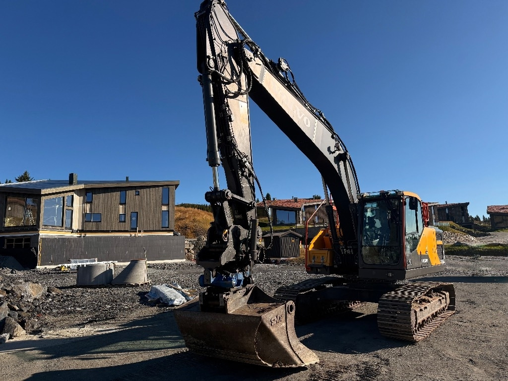 Volvo EC220EL  līzingu Volvo EC220EL: foto 6 Volvo EC220EL  līzingu Volvo EC220EL: foto 6