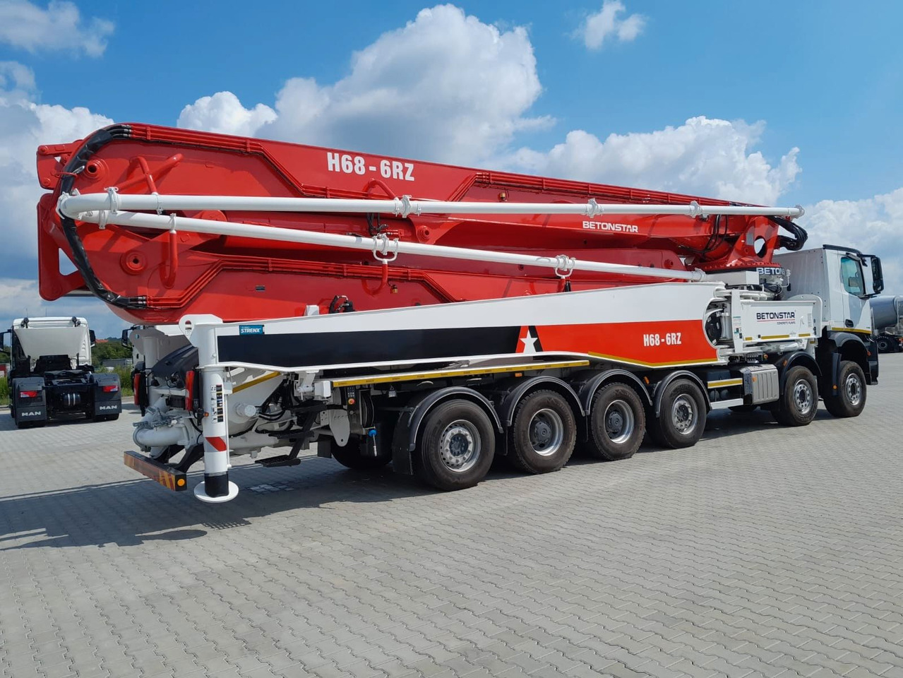 Mercedes-Benz AROCS 4451 BETONSTAR H68.20-6RZ - Betona sūknis: foto 4 Mercedes-Benz AROCS 4451 BETONSTAR H68.20-6RZ - Betona sūknis: foto 4