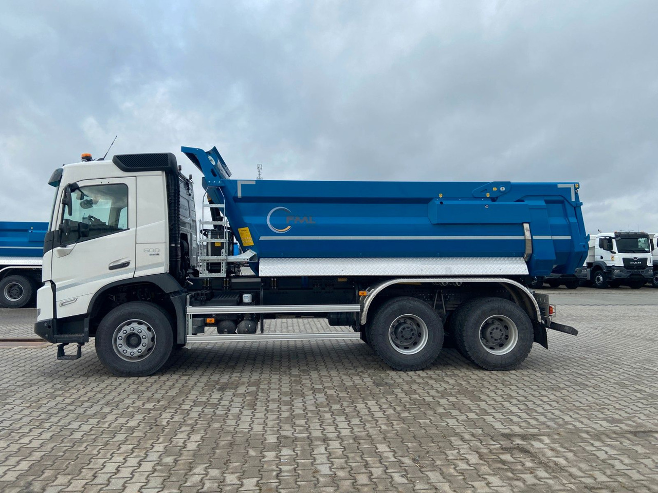 Volvo FMX 460 6X4/6X6 KIPPER - Kravas automašīna pašizgāzējs: foto 4 Volvo FMX 460 6X4/6X6 KIPPER - Kravas automašīna pašizgāzējs: foto 4