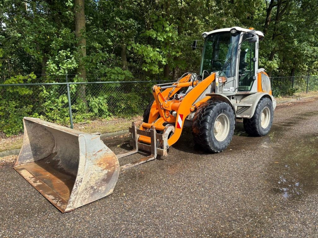 Atlas AR 65 - Riteņu iekrāvējs: foto 1 Atlas AR 65 - Riteņu iekrāvējs: foto 1