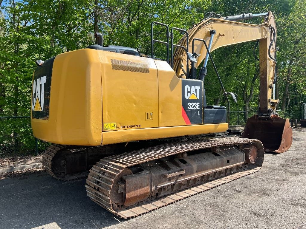 CAT 323 E - Kāpurķēžu ekskavators: foto 4 CAT 323 E - Kāpurķēžu ekskavators: foto 4