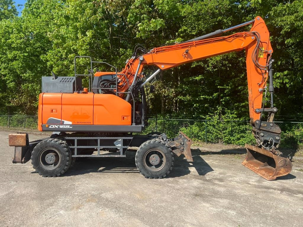 Doosan DX 165 W-5 - Riteņu ekskavators: foto 5 Doosan DX 165 W-5 - Riteņu ekskavators: foto 5