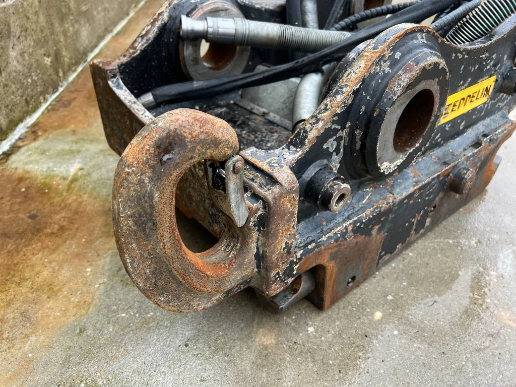 OilQuick OQ70/55 - Ātrā sakabe - Celtniecības tehnika: foto 3 OilQuick OQ70/55 - Ātrā sakabe - Celtniecības tehnika: foto 3