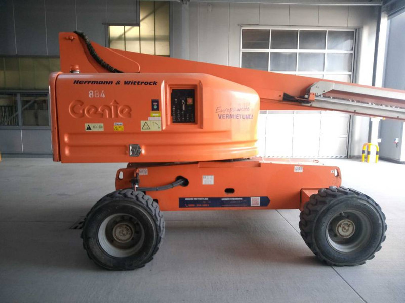 Genie S 45 - Teleskopiskais pacēlājs: foto 4 Genie S 45 - Teleskopiskais pacēlājs: foto 4