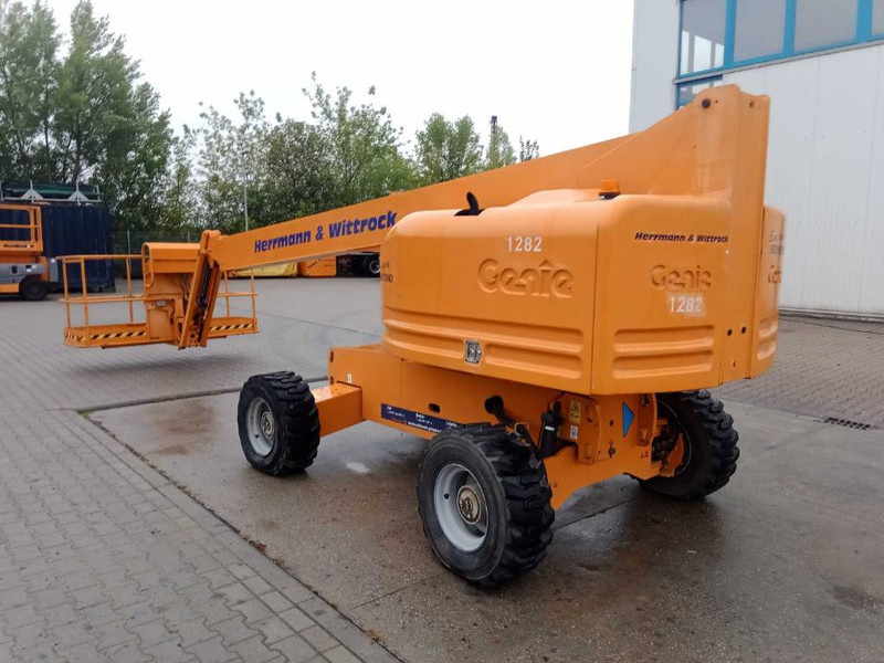 Genie S 45 - Teleskopiskais pacēlājs: foto 5 Genie S 45 - Teleskopiskais pacēlājs: foto 5