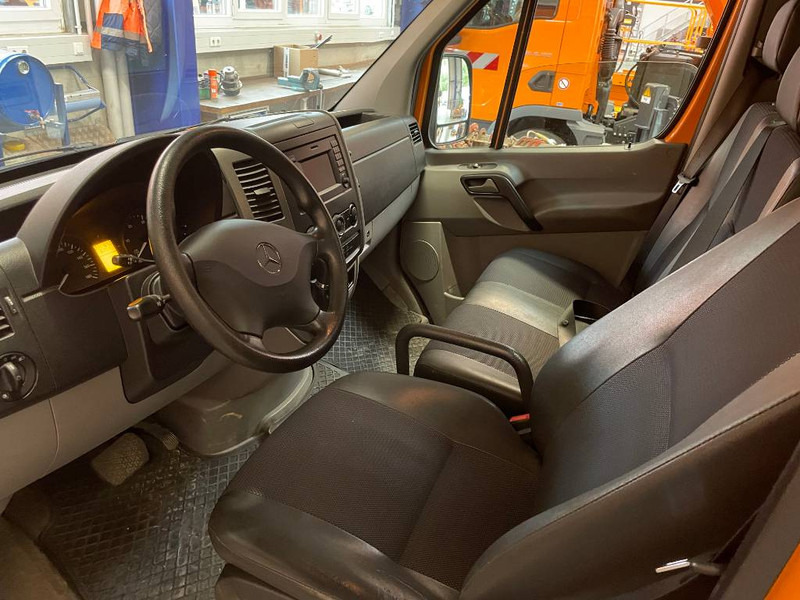 Mercedes-Benz Sprinter 316 CDI - Furgons ar slēgtā virsbūve: foto 5 Mercedes-Benz Sprinter 316 CDI - Furgons ar slēgtā virsbūve: foto 5