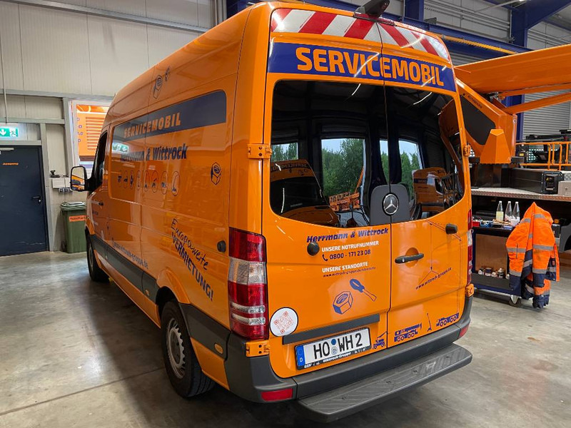 Mercedes-Benz Sprinter 316 CDI - Furgons ar slēgtā virsbūve: foto 4 Mercedes-Benz Sprinter 316 CDI - Furgons ar slēgtā virsbūve: foto 4