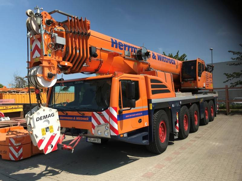 Terex Demag AC 250-5 - Visurgājējs celtnis: foto 1 Terex Demag AC 250-5 - Visurgājējs celtnis: foto 1