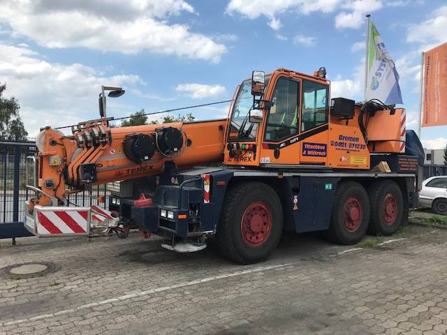 Terex Demag AC 40-1 - Visurgājējs celtnis: foto 1 Terex Demag AC 40-1 - Visurgājējs celtnis: foto 1