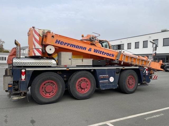 Terex Demag AC 40-1 - Visurgājējs celtnis: foto 3 Terex Demag AC 40-1 - Visurgājējs celtnis: foto 3