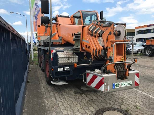 Terex Demag AC 40-1 - Visurgājējs celtnis: foto 3 Terex Demag AC 40-1 - Visurgājējs celtnis: foto 3