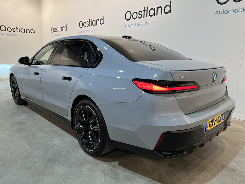 BMW i7 xDrive60 106 kWh / M Sportpakket / Panoramadak / Bowers & Wilkins / 11.600 KM !! - Sedans: foto 4 BMW i7 xDrive60 106 kWh / M Sportpakket / Panoramadak / Bowers & Wilkins / 11.600 KM !! - Sedans: foto 4