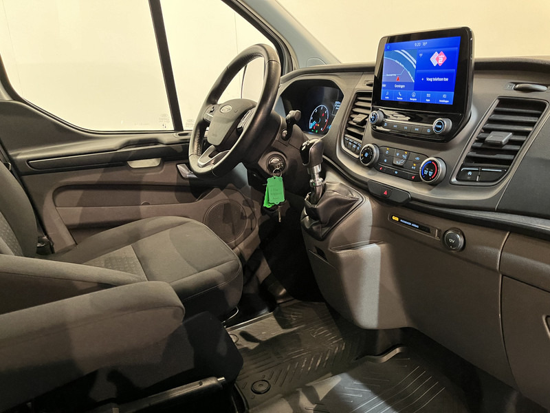 Ford Transit Custom 340 2.0 TDCI L1H1 Trend 130 PK Servicebus / Sortimo Inrichting / Euro 6 / Schuifdeur L + R / 220V. / Airco / Cruise Control / PDC / CarPlay / Trekhaak / Navigatie / - Mazs furgons: foto 3 Ford Transit Custom 340 2.0 TDCI L1H1 Trend 130 PK Servicebus / Sortimo Inrichting / Euro 6 / Schuifdeur L + R / 220V. / Airco / Cruise Control / PDC / CarPlay / Trekhaak / Navigatie / - Mazs furgons: foto 3