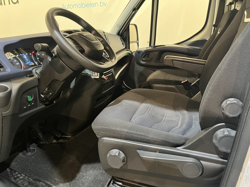 Iveco 70C18 3.0 Automaat Bakwagen / Dhollandia Laadklep / Euro 6 / Luchtvering / Airco / Camera / Cruise Control / Zijdeur - Kravas automašīna ar slēgto virsbūvi: foto 5 Iveco 70C18 3.0 Automaat Bakwagen / Dhollandia Laadklep / Euro 6 / Luchtvering / Airco / Camera / Cruise Control / Zijdeur - Kravas automašīna ar slēgto virsbūvi: foto 5