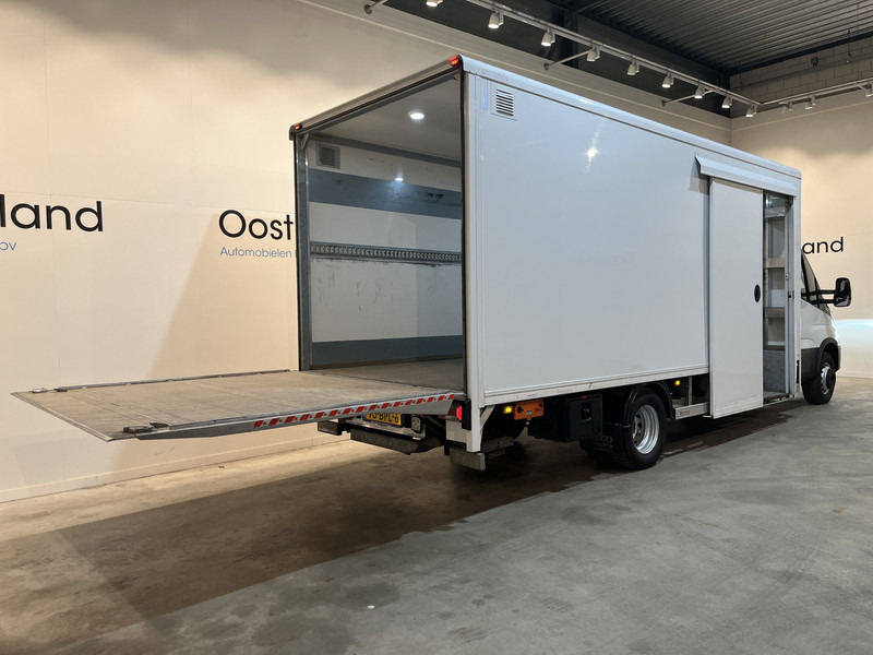 Iveco 70C18 3.0 Automaat Bakwagen / Dhollandia Laadklep / Euro 6 / Luchtvering / Airco / Camera / Cruise Control / Zijdeur - Kravas automašīna ar slēgto virsbūvi: foto 2 Iveco 70C18 3.0 Automaat Bakwagen / Dhollandia Laadklep / Euro 6 / Luchtvering / Airco / Camera / Cruise Control / Zijdeur - Kravas automašīna ar slēgto virsbūvi: foto 2