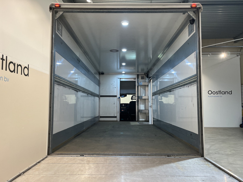 Iveco 70C18 3.0 Automaat Bakwagen / Dhollandia Laadklep / Euro 6 / Luchtvering / Airco / Camera / Cruise Control / Zijdeur - Kravas automašīna ar slēgto virsbūvi: foto 4 Iveco 70C18 3.0 Automaat Bakwagen / Dhollandia Laadklep / Euro 6 / Luchtvering / Airco / Camera / Cruise Control / Zijdeur - Kravas automašīna ar slēgto virsbūvi: foto 4