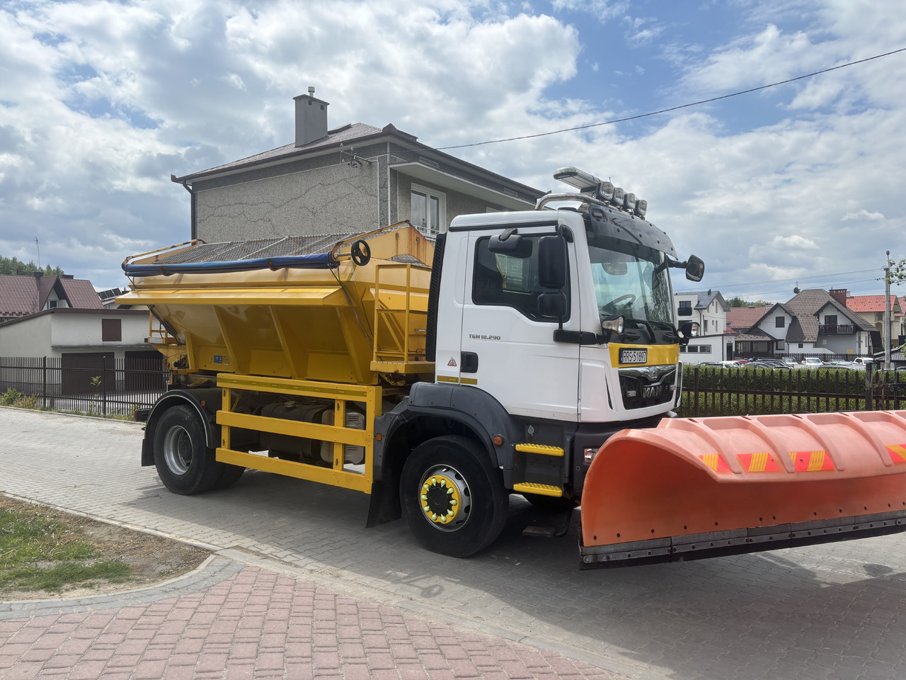 MAN TGM 18.290 4X4BB GRITTER/SPREADER PLOUGH ECON - Sniega novākšanas tehnika: foto 3 MAN TGM 18.290 4X4BB GRITTER/SPREADER PLOUGH ECON - Sniega novākšanas tehnika: foto 3