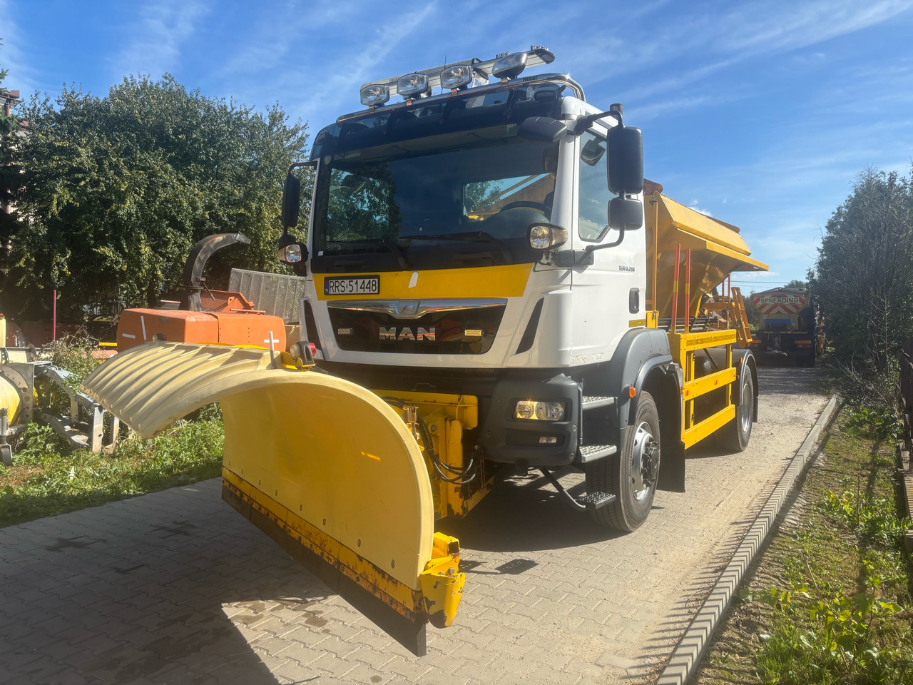 MAN TGM 18.290 4x4 BB GRITTER/SPREADER/PLOUGH - Sniega novākšanas tehnika: foto 1 MAN TGM 18.290 4x4 BB GRITTER/SPREADER/PLOUGH - Sniega novākšanas tehnika: foto 1