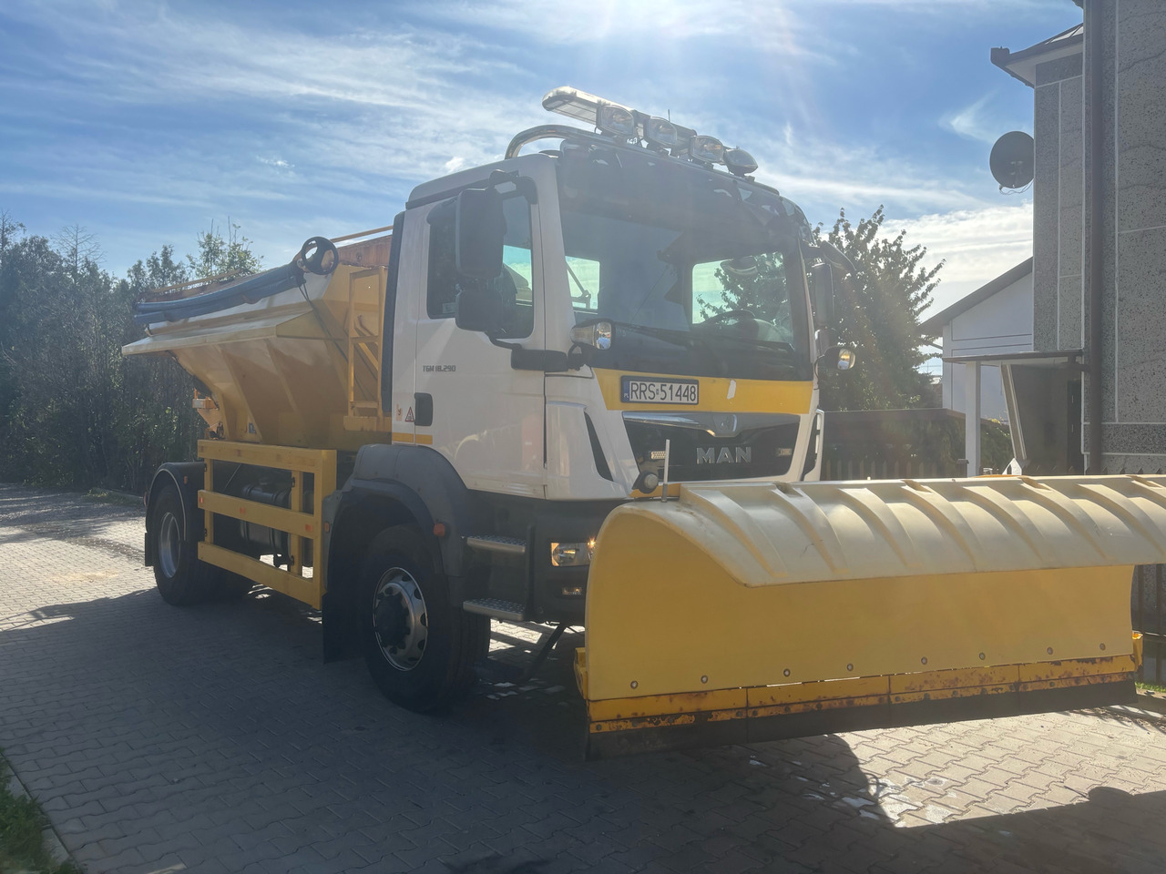 MAN TGM 18.290 4x4 BB GRITTER/SPREADER/PLOUGH - Sniega novākšanas tehnika: foto 2 MAN TGM 18.290 4x4 BB GRITTER/SPREADER/PLOUGH - Sniega novākšanas tehnika: foto 2