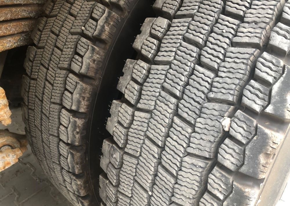 Sniega novākšanas tehnika Mercedes-Benz Arocs 3333 6x6 piaskarka solarka econ pług schmidt: foto 10