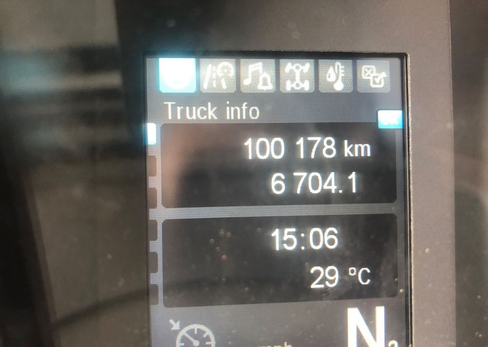 Sniega novākšanas tehnika Mercedes-Benz Arocs 3333 6x6 piaskarka solarka econ pług schmidt: foto 12